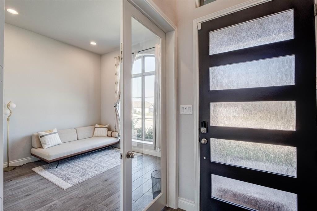 830 Knoxbridge Rd - Photo 4 of 36