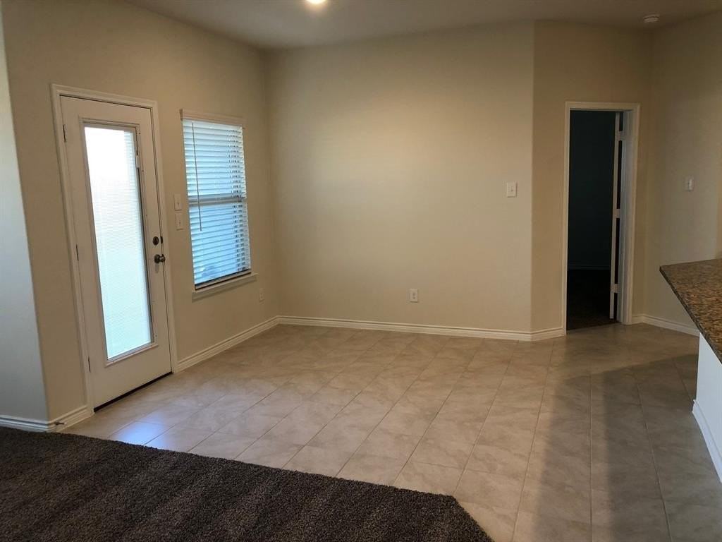 1732 Beasley St - Photo 5 of 17