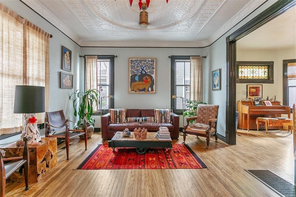 327 S Edgefield Ave - Photo 5 of 39