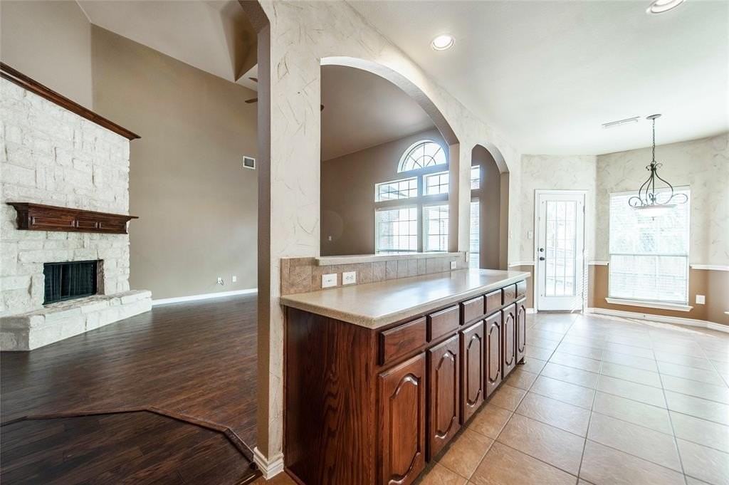 4812 Friedman Ln - Photo 5 of 40