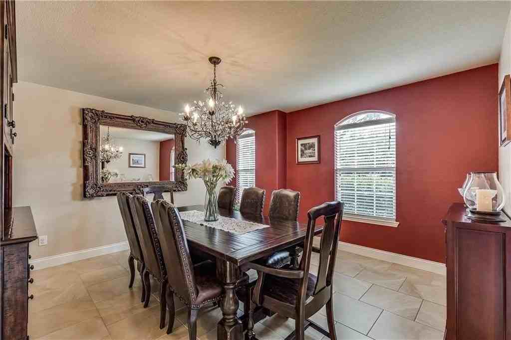 13034 Ambrose Dr - Photo 6 of 32