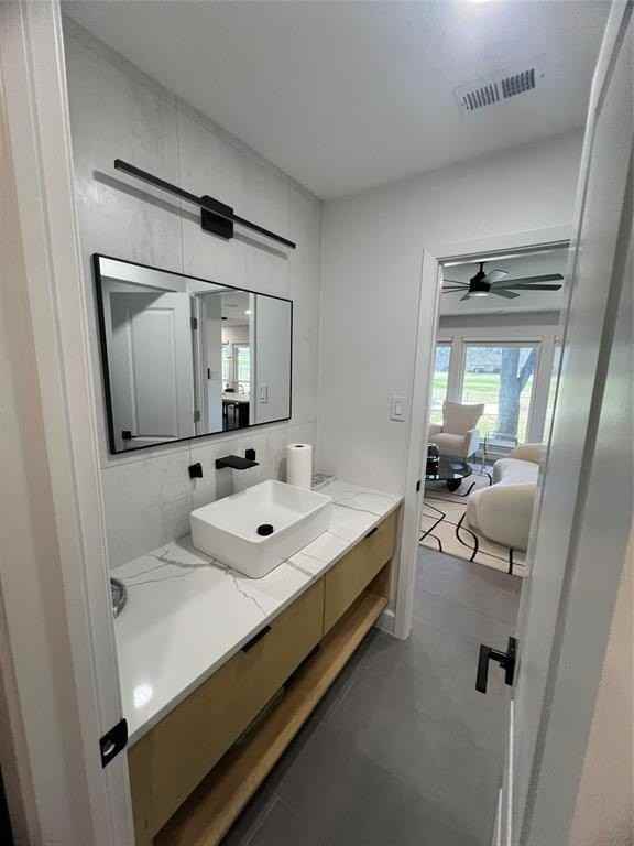 1007 Kingston Dr - Photo 7 of 23