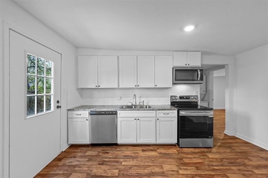 105 Short St - Photo 6 of 21