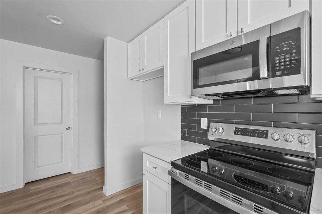 413 S Willow St - Photo 7 of 20