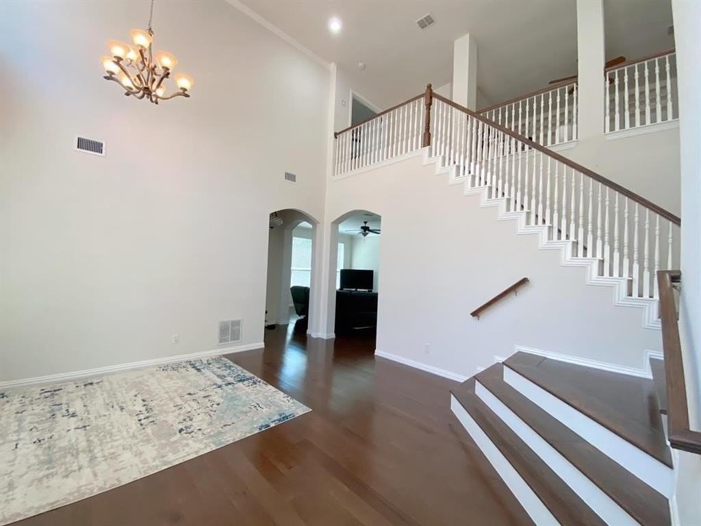 2814 Waterford Dr - Photo 3 of 28