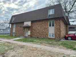 featured image of 1001 S 1st St Apt 4 #Apt 4