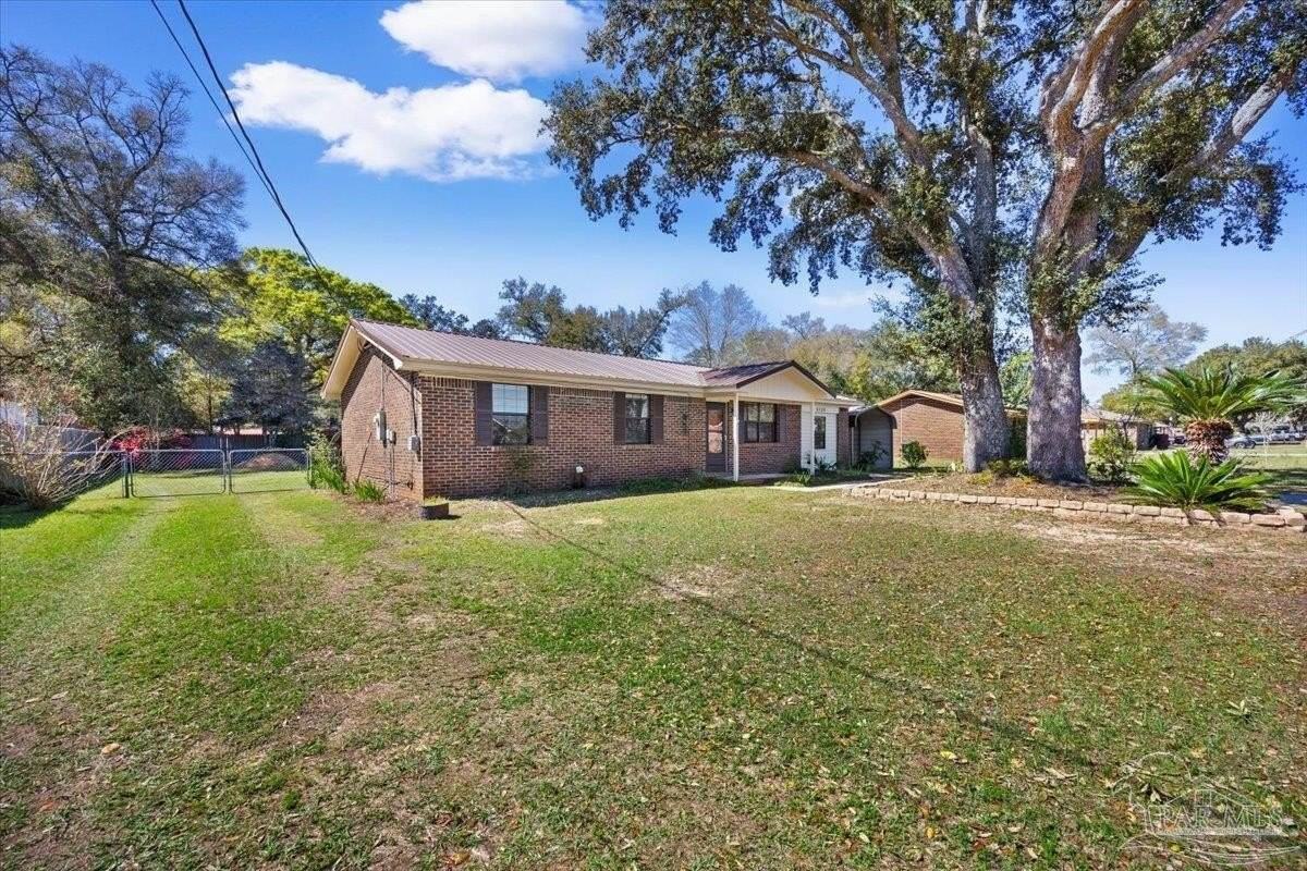 5135 Nekole Dr - Photo 3 of 18