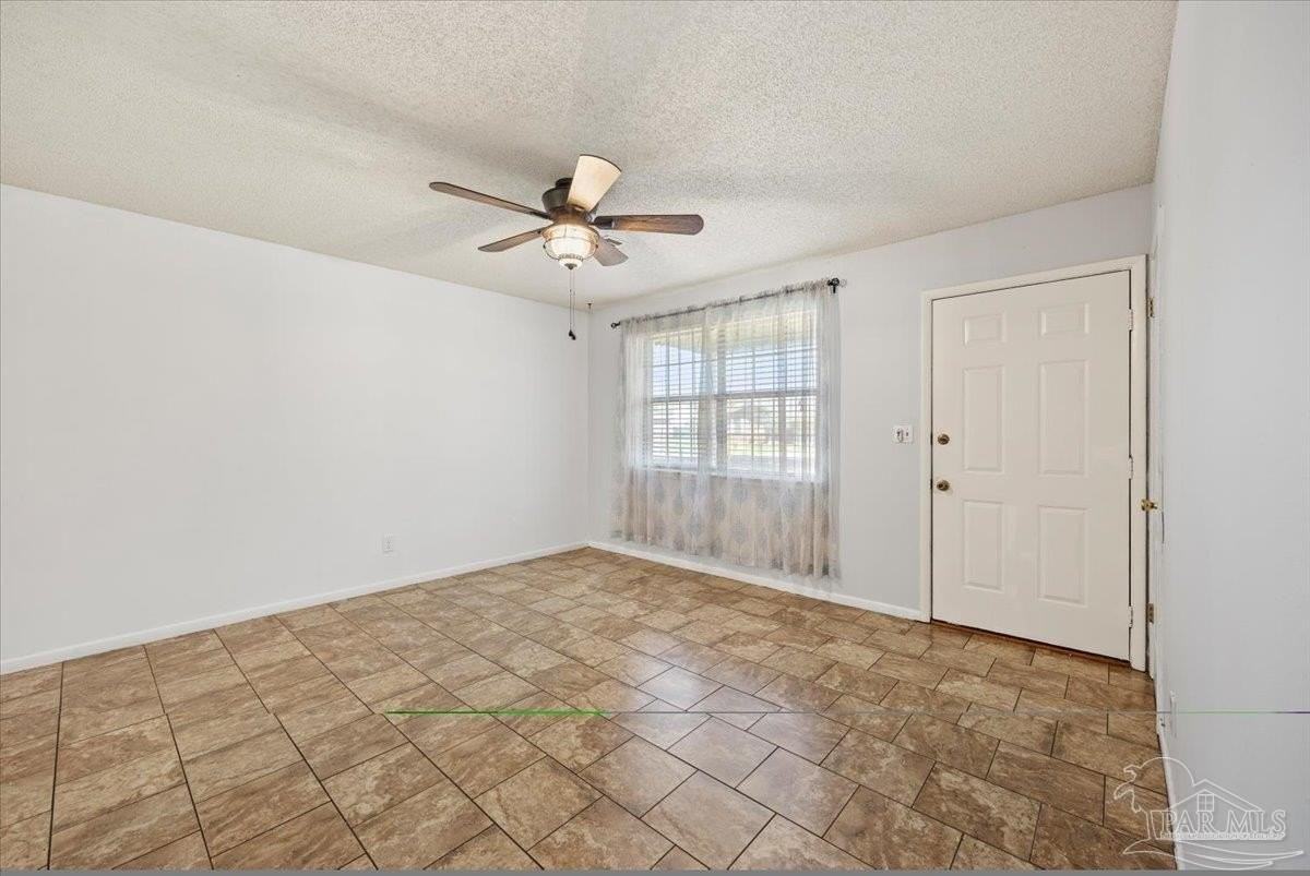 5135 Nekole Dr - Photo 4 of 18