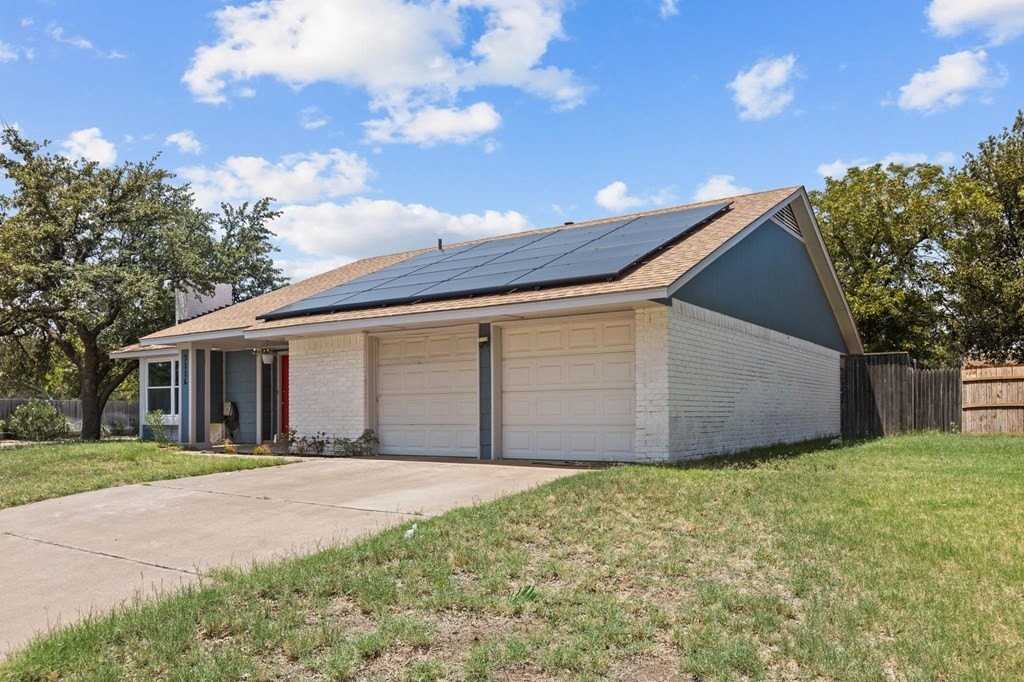 5116 Canadian Ave - Photo 3 of 22