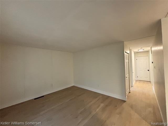 20436 Washburn St - Photo 3 of 10