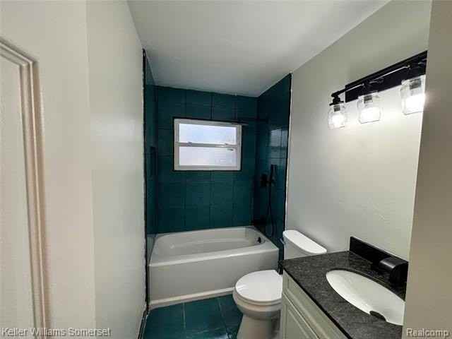 20436 Washburn St - Photo 7 of 10