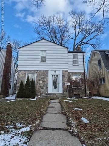 6 Utica Rd - Photo 2 of 23