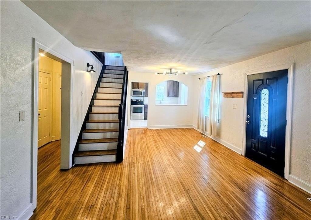 3776 Wayne Cir - Photo 3 of 50