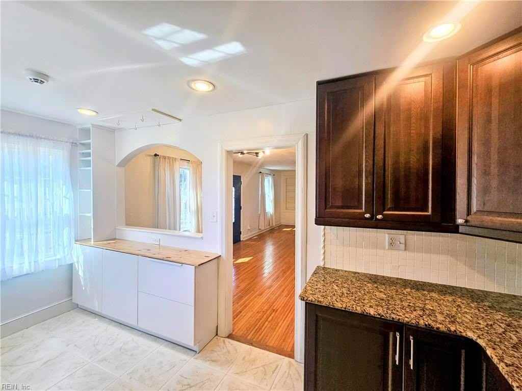 3776 Wayne Cir - Photo 7 of 50