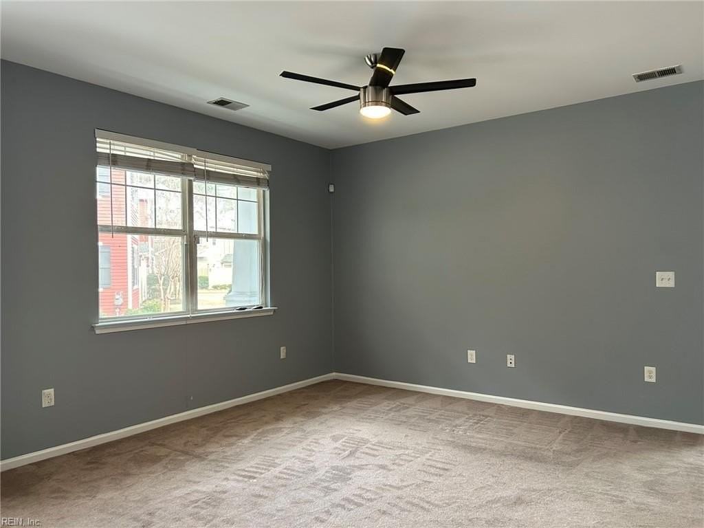 2464 Leytonstone Dr - Photo 3 of 45