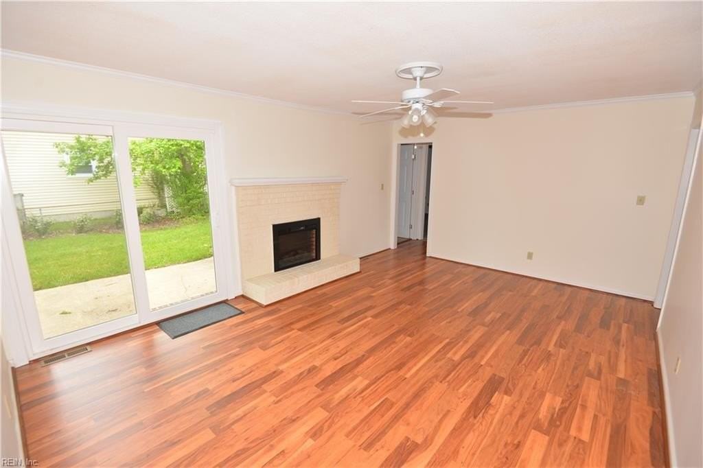 6101 Tradewinds Ct - Photo 2 of 21