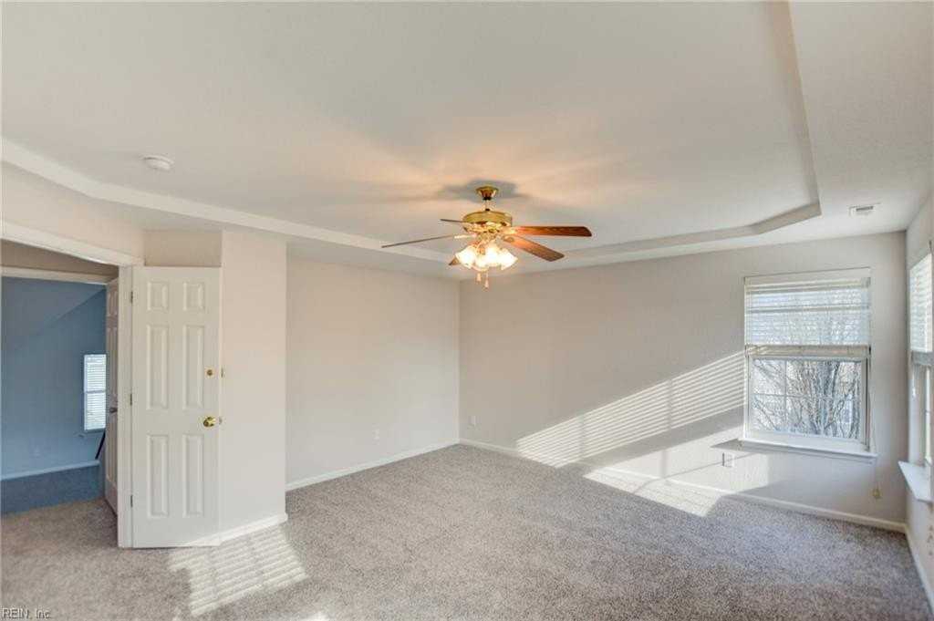 2112 Seastone Trce - Photo 6 of 49