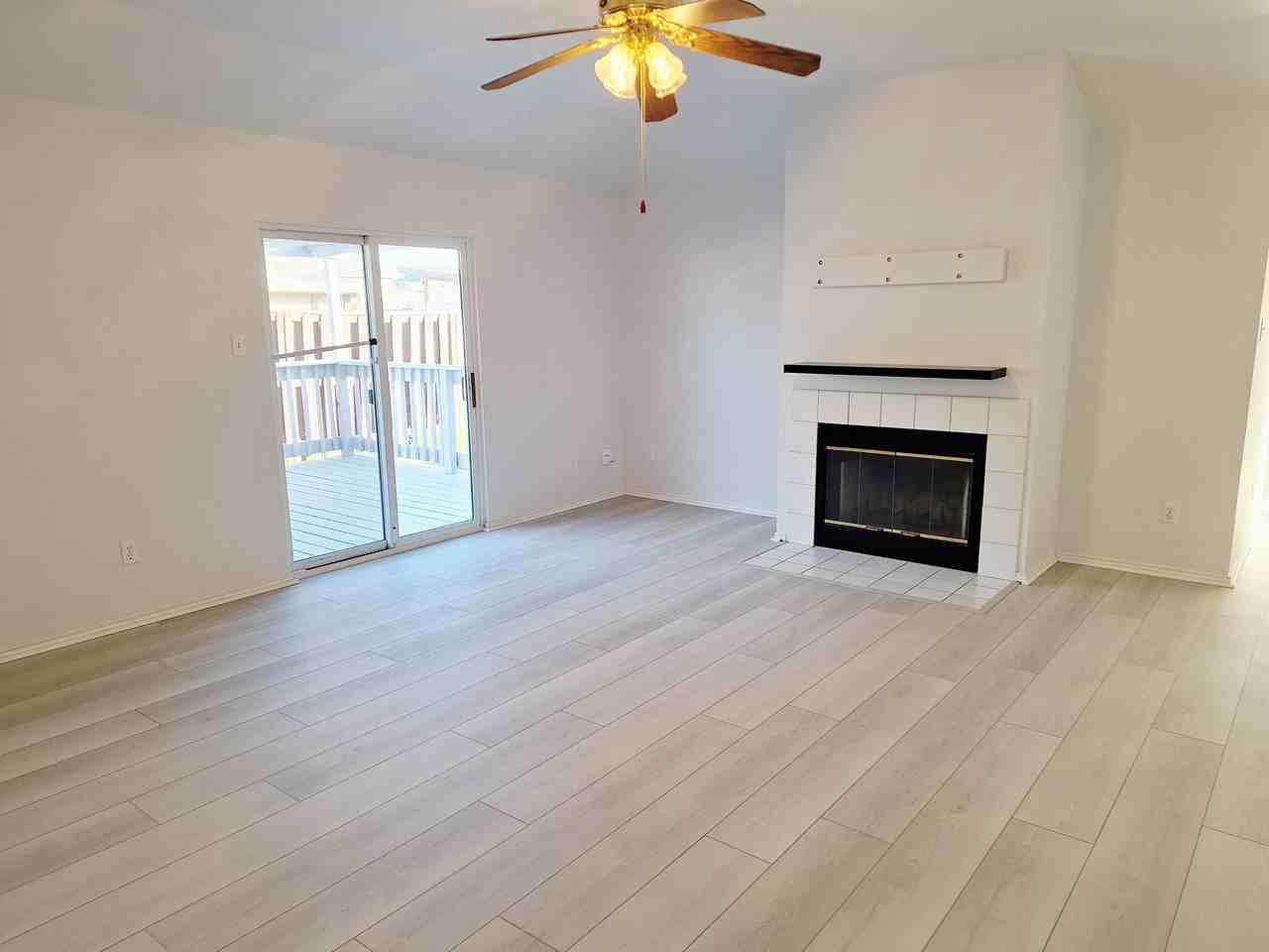 804 Moon Glow Dr #1 - Photo 7 of 25