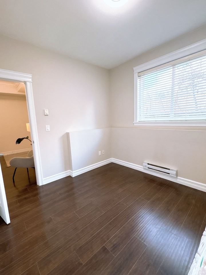 729 Delestre Avenue - Photo 6 of 8