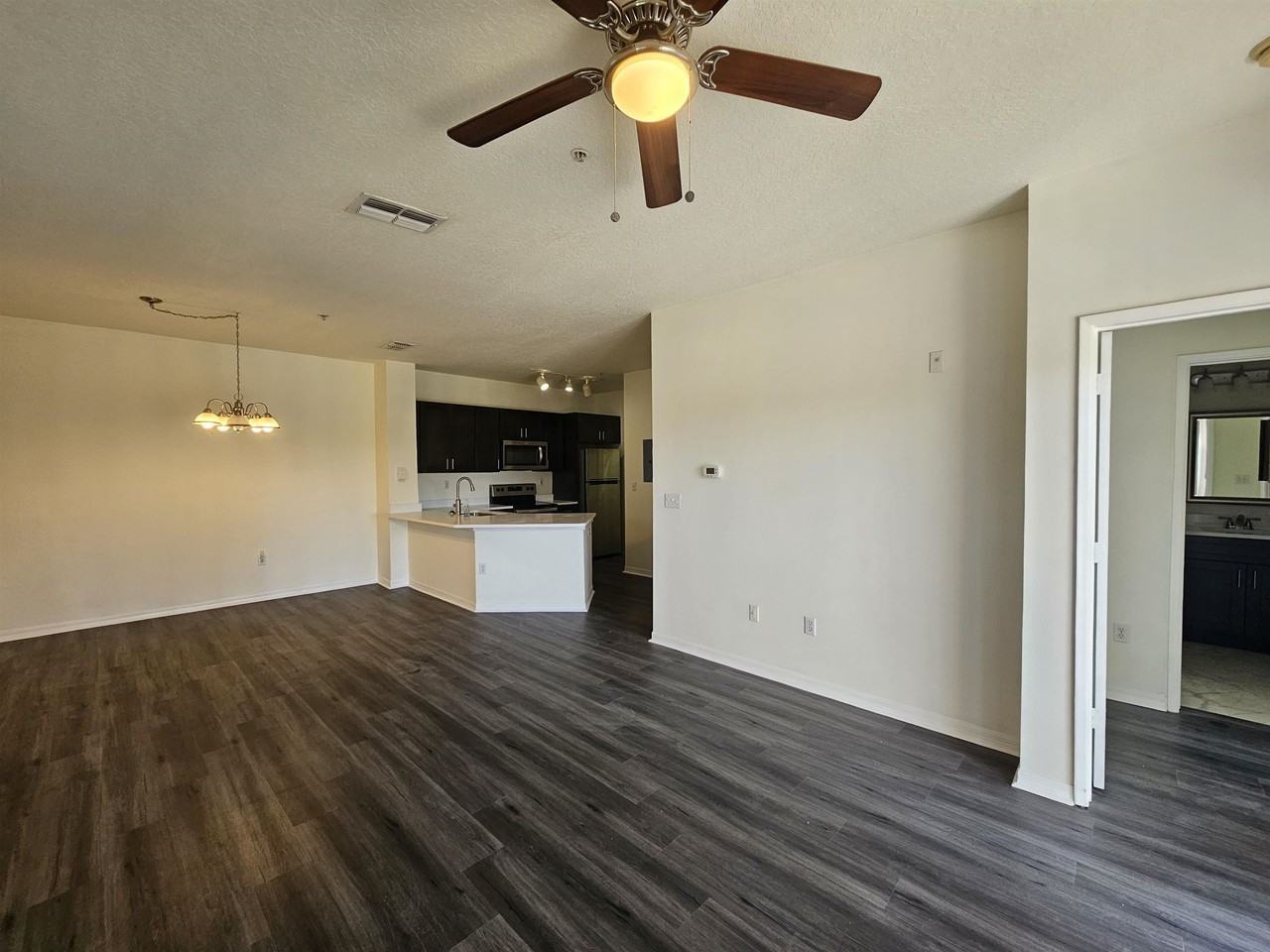 560 Florida Club Blvd #312 - Photo 2 of 14