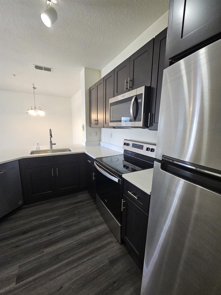 560 Florida Club Blvd #312 - Photo 4 of 14