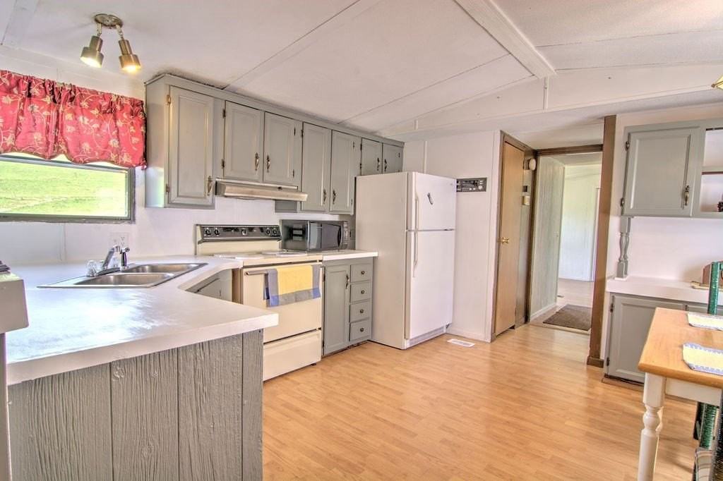 4444 Morning Star Cir - Photo 7 of 13