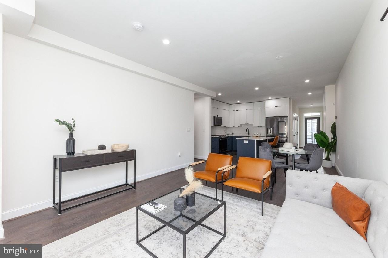 734 Kenyon St Nw Unit 2 - Photo 7 of 24