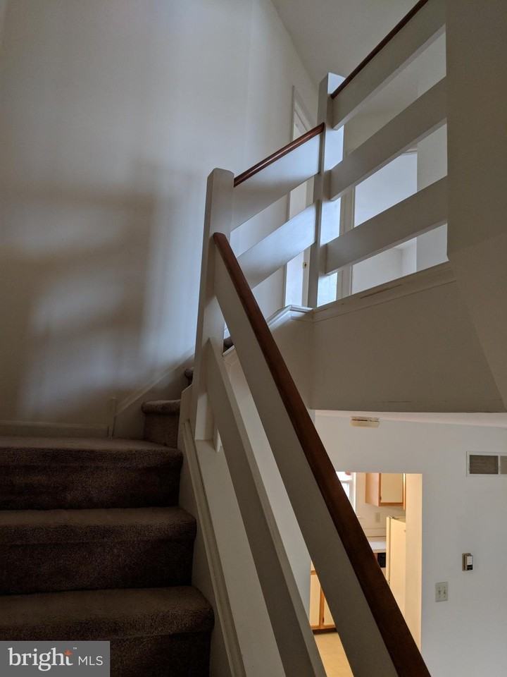 105 Periwinkle Dr - Photo 5 of 13