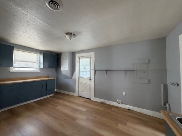 317 Commercial St #1 - Photo 6 of 10