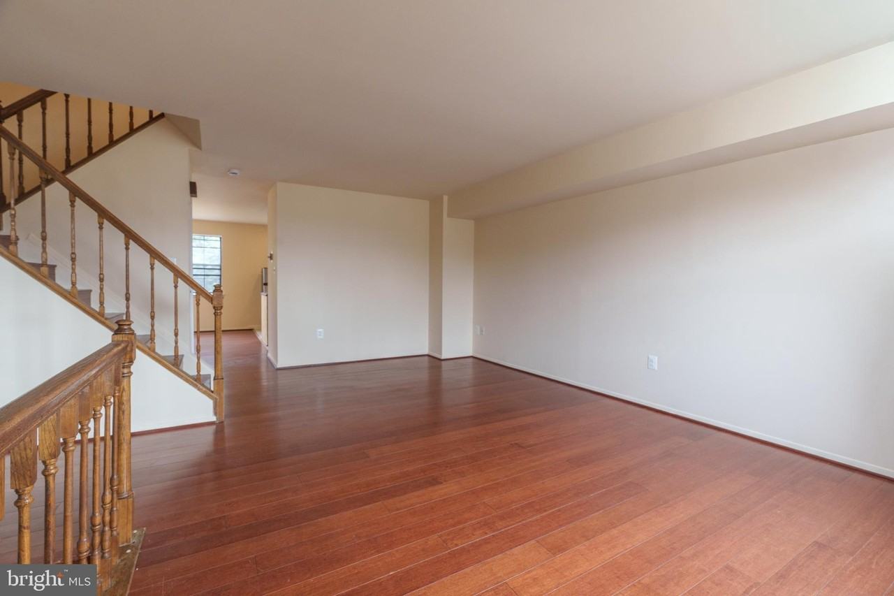 12 Casey Ct - Photo 3 of 24