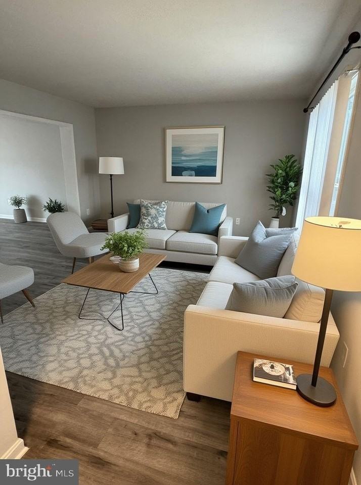 6605 Huntshire Dr - Photo 3 of 37