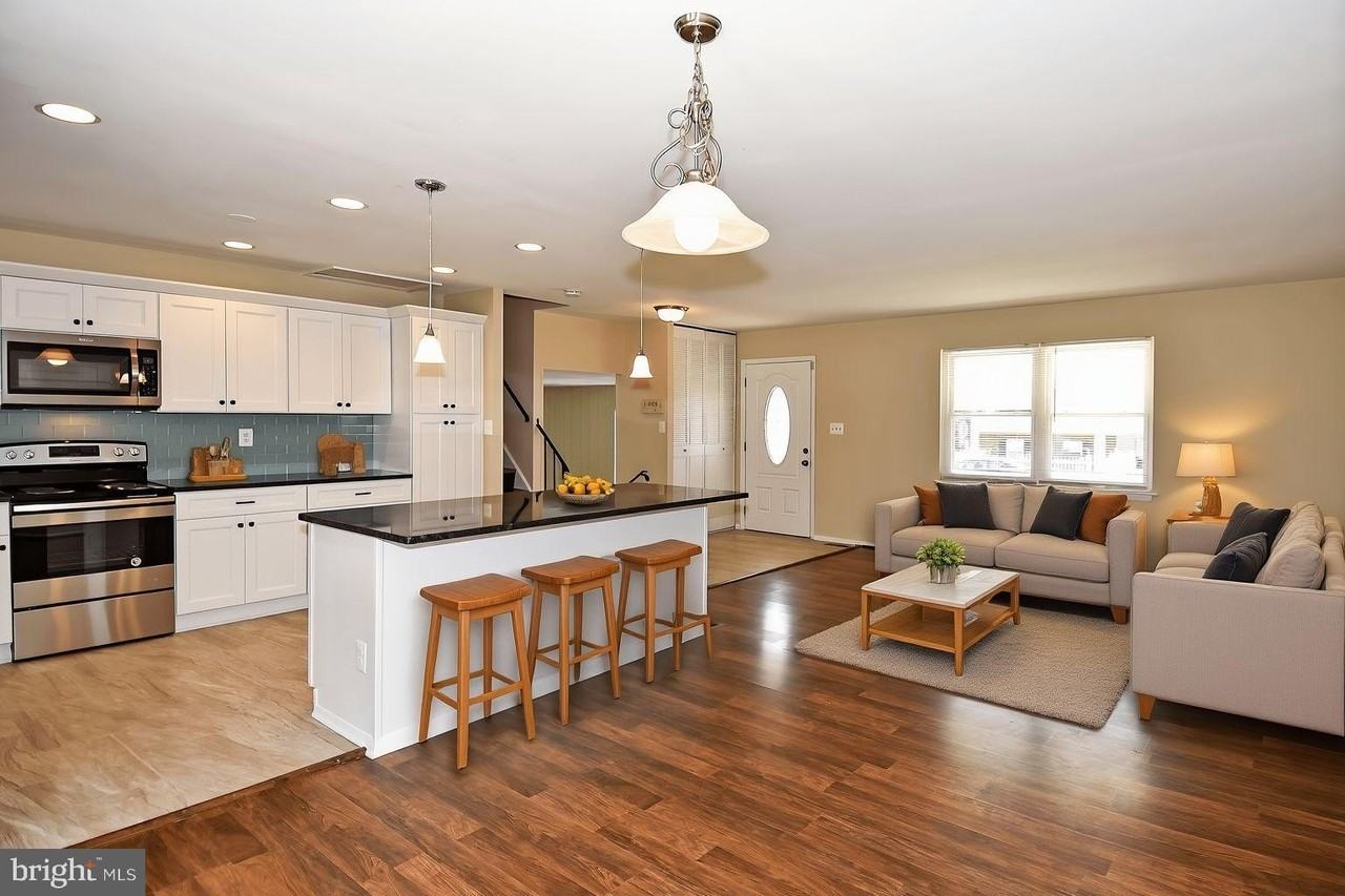 1209 Marton St - Photo 6 of 41