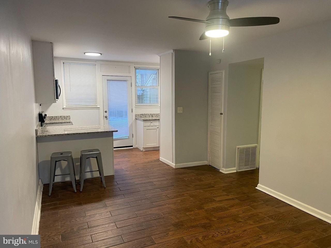 9628 52nd Ave - Photo 2 of 14