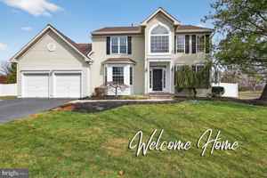 featured image of 2 Berwick Cir