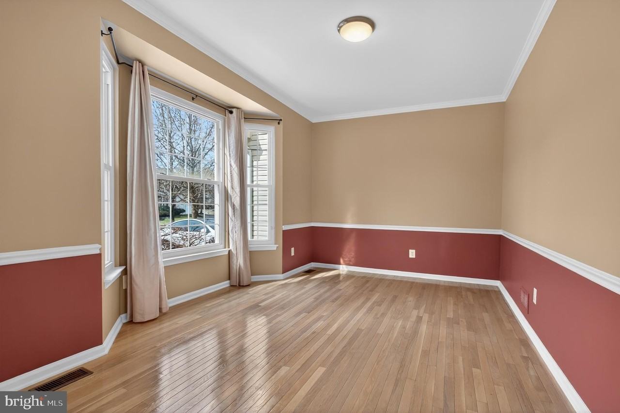 2 Berwick Cir - Photo 3 of 29