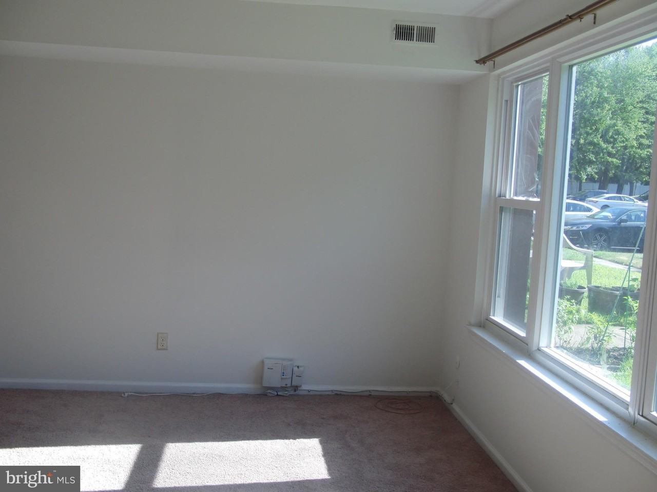 3926 Wrexham Ct - Photo 3 of 12