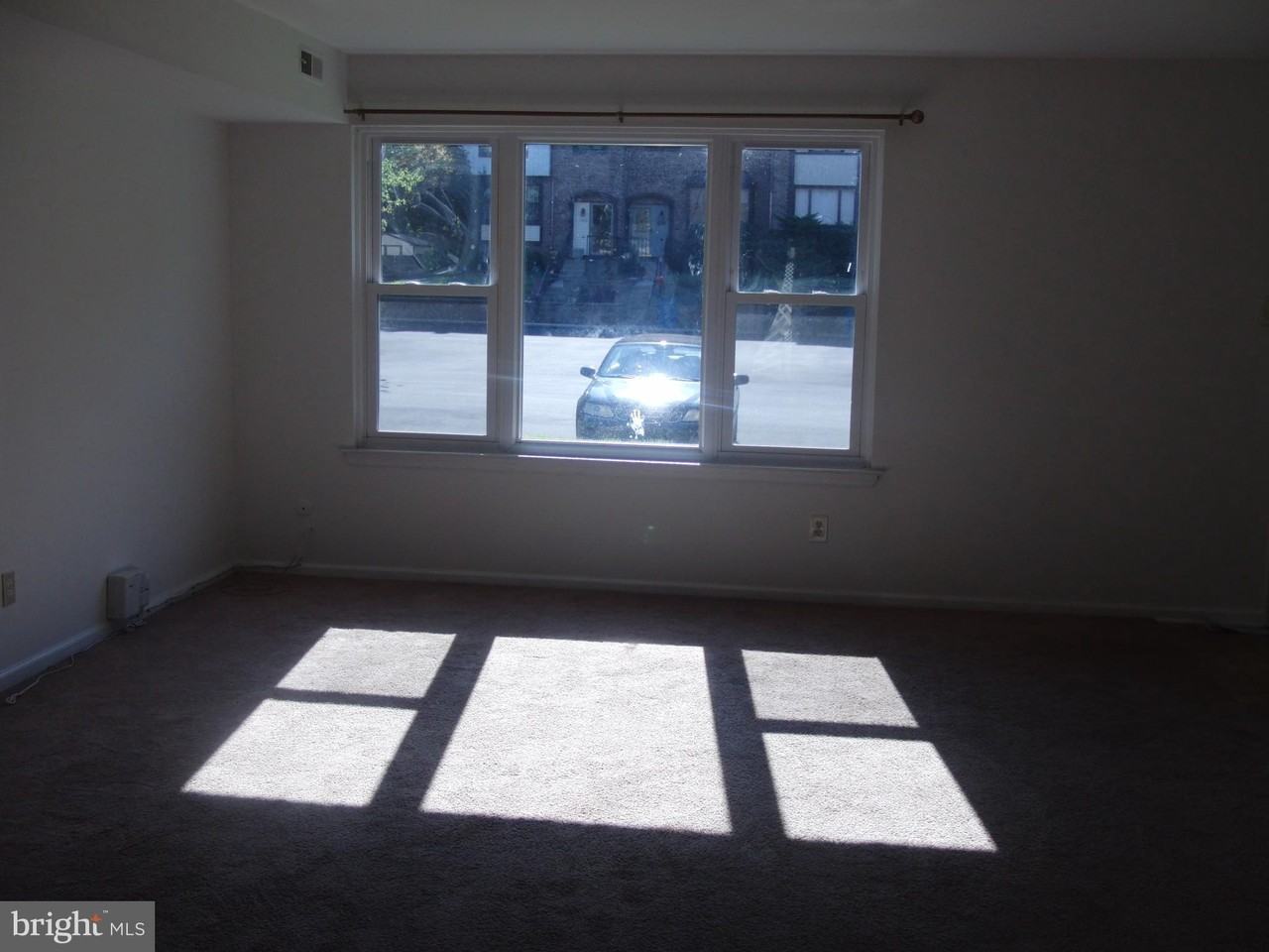 3926 Wrexham Ct - Photo 4 of 12