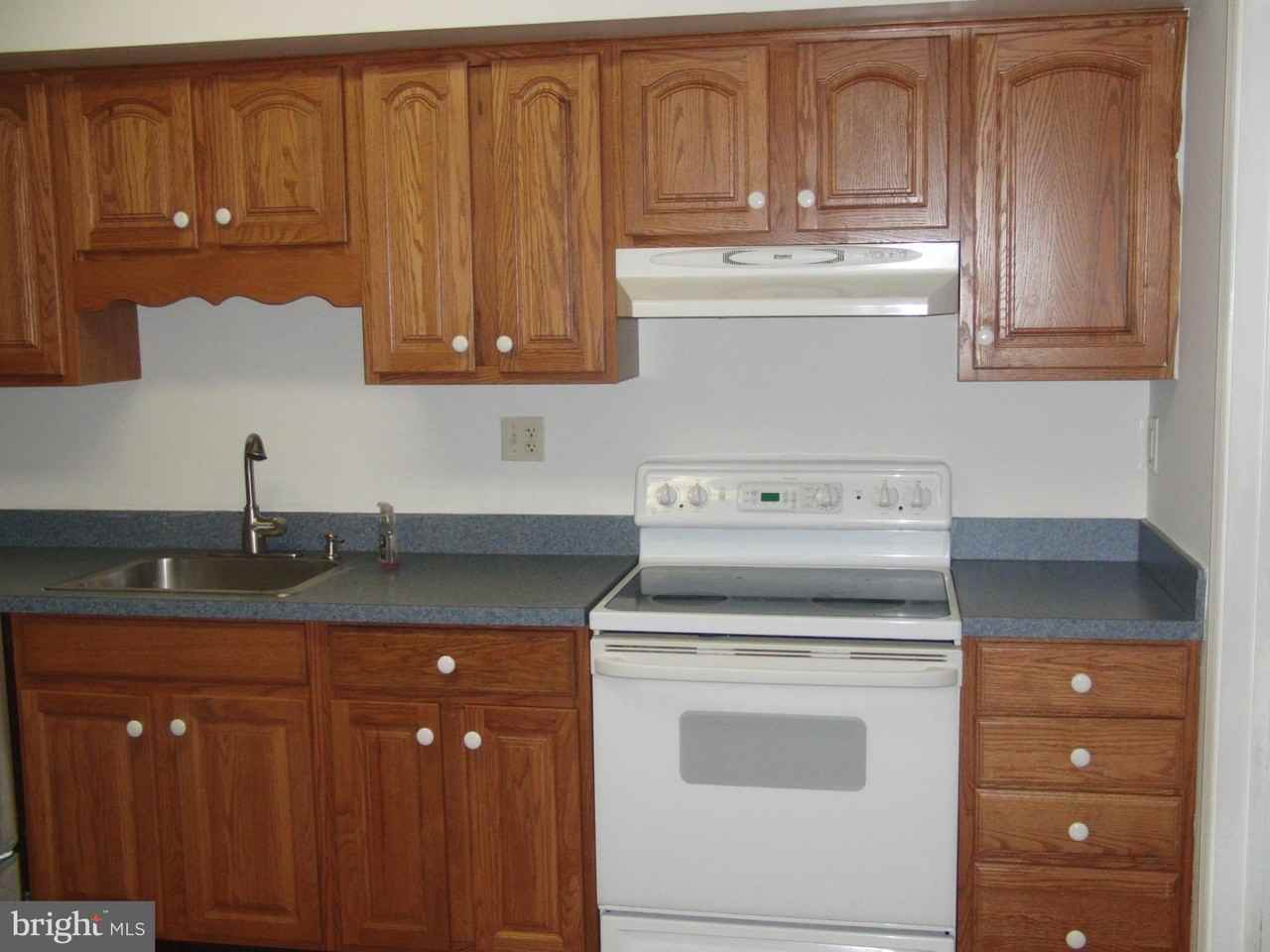 3926 Wrexham Ct - Photo 7 of 12