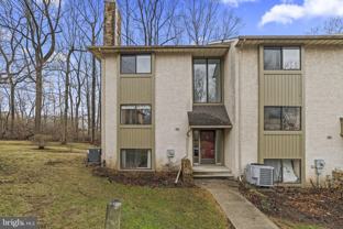 431 Lynetree Dr - Photo 1 of 1