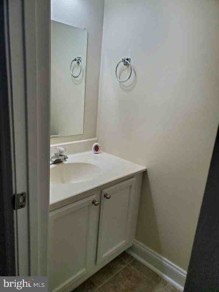 1959 Fort Monroe Ct - Photo 7 of 10