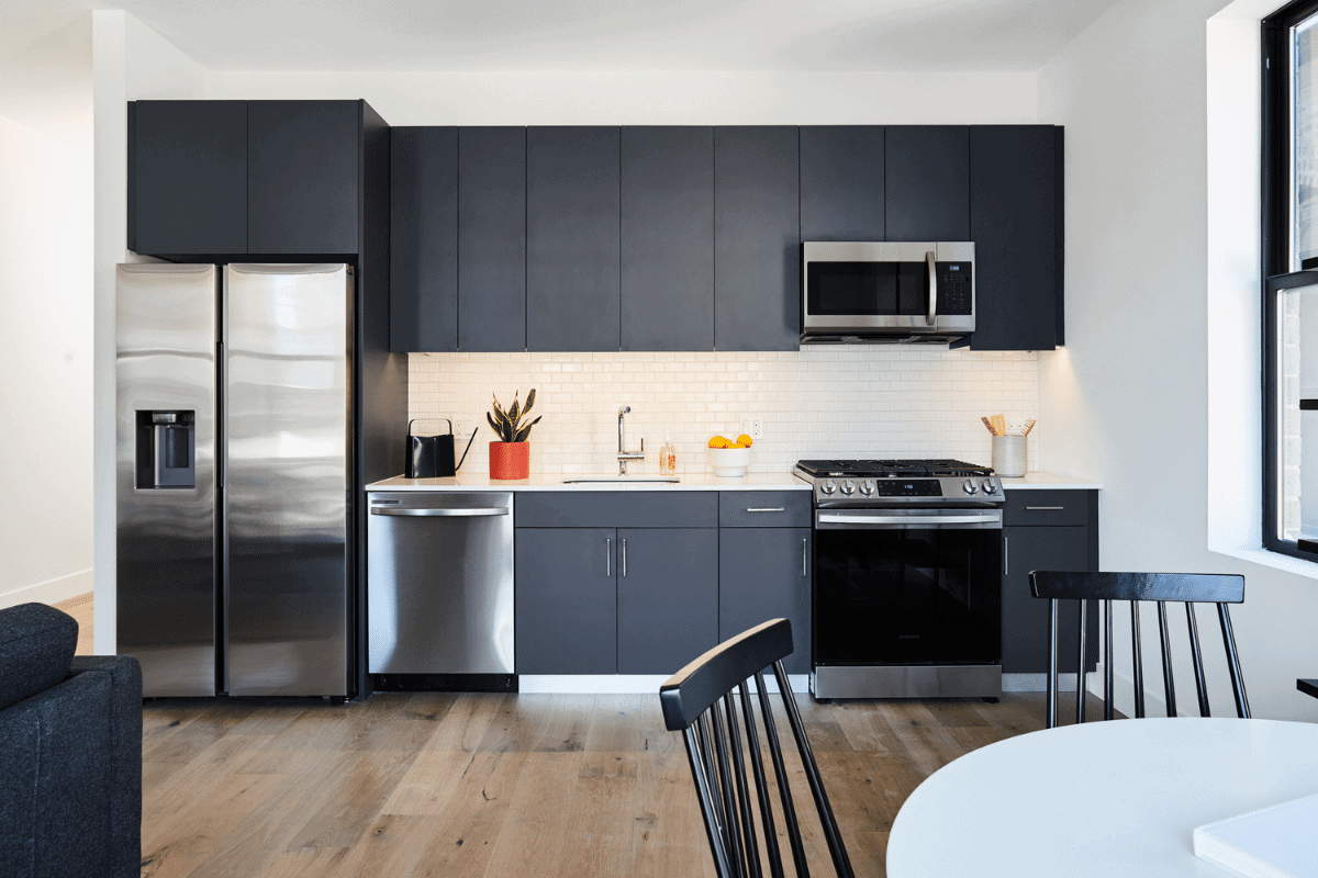 1847 North Humboldt Boulevard - Photo 3 of 31