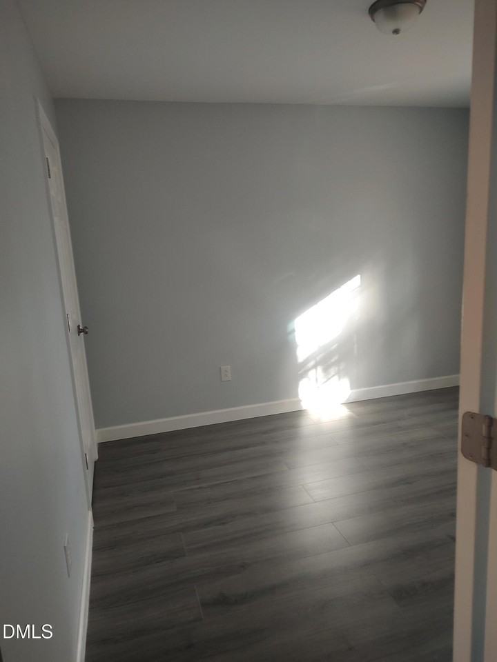 693 Boddie St - Photo 6 of 7