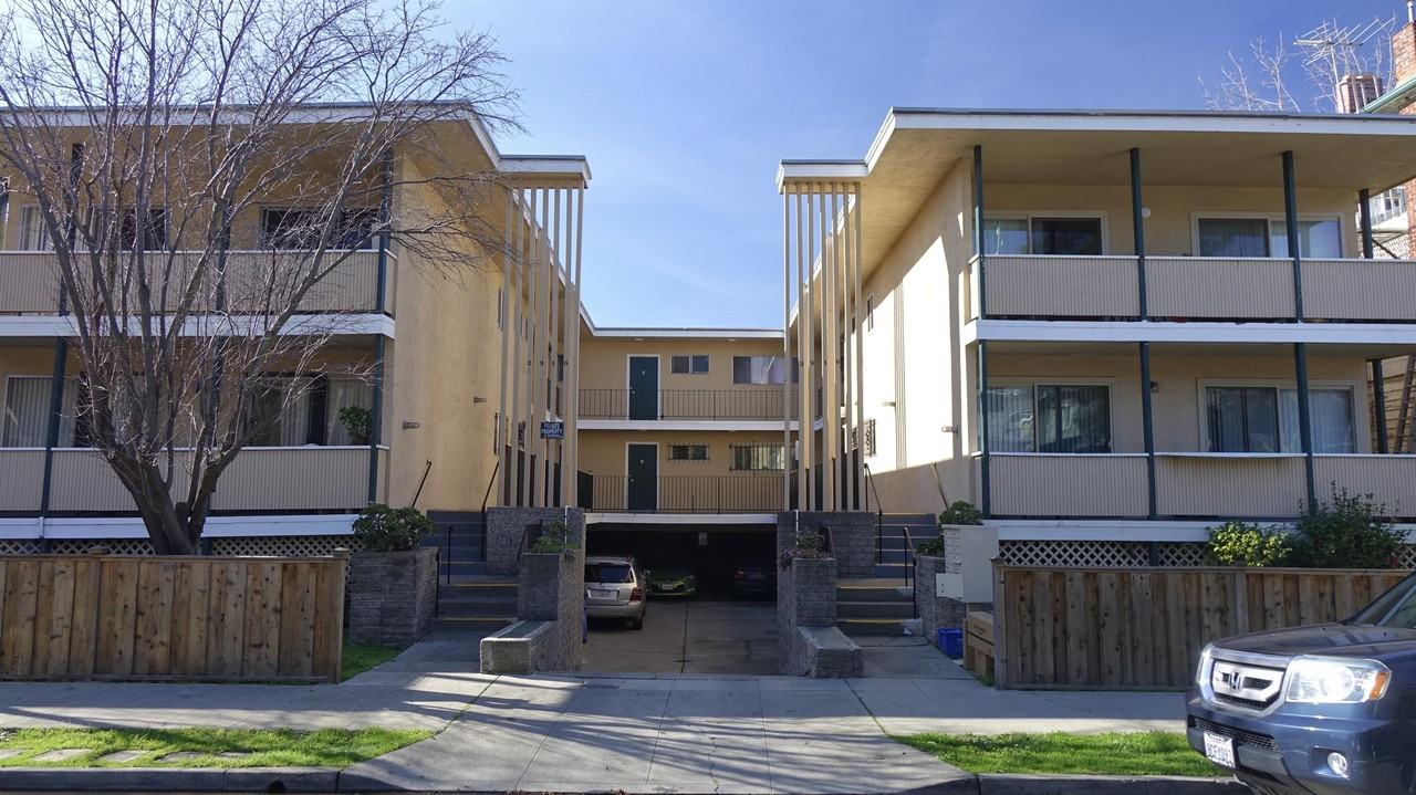 2910 Wheeler Street - Photo 2 of 31