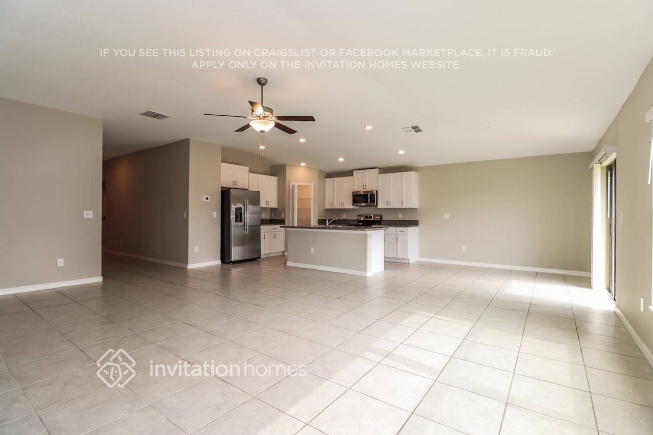 1593 Blue Rose Dr - Photo 7 of 23