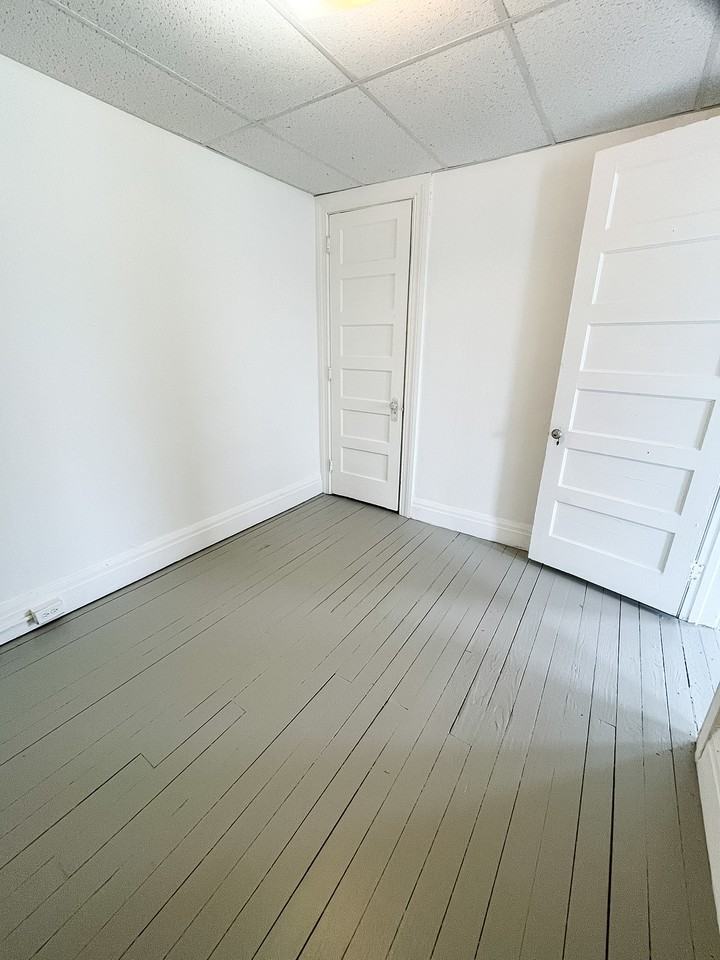 911 State Street - Photo 6 of 50