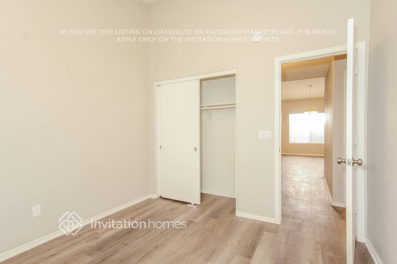 17609 N 14th St - Photo 7 of 14