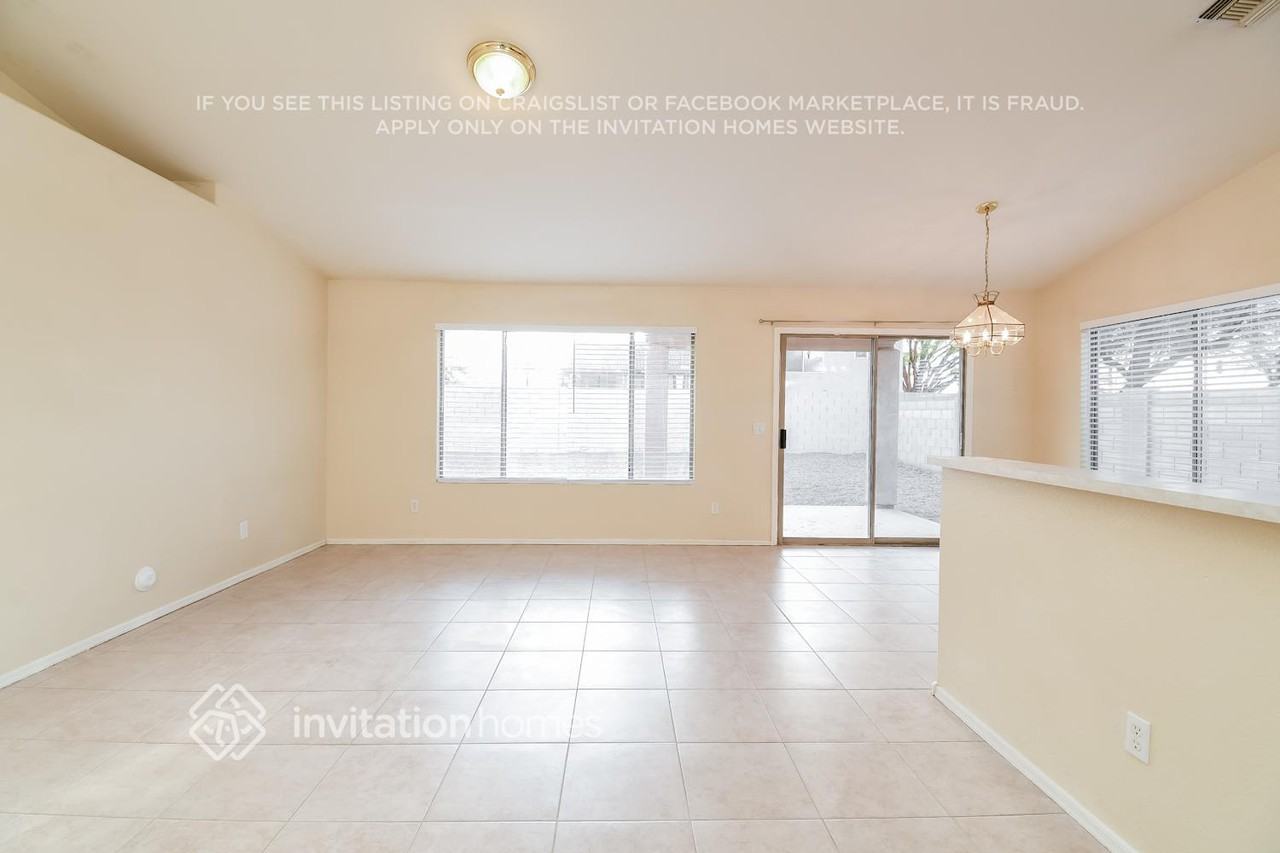 775 S Lanus Dr - Photo 4 of 17