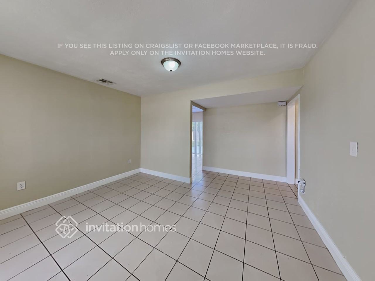 11750 Sw 171st Ter - Photo 4 of 18