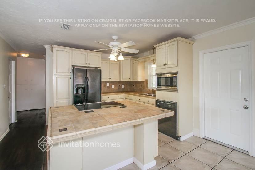 5620 2nd Avenue Dr W - Photo 3 of 19