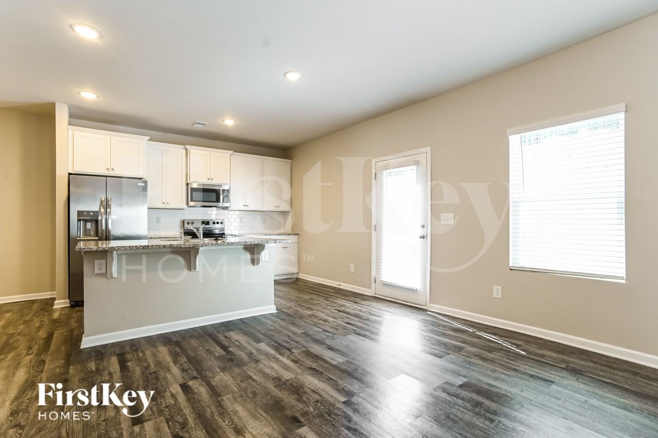 10732 Rivergate Dr Nw - Photo 2 of 19